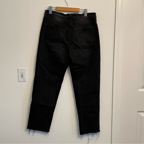 Old Navy - Extra High-Waisted - Straight - Frayed Black Jeans - Picture 5 of 9